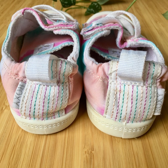 Pretty pastel rainbow tie dye Roxy sneakers - Picture 3 of 6